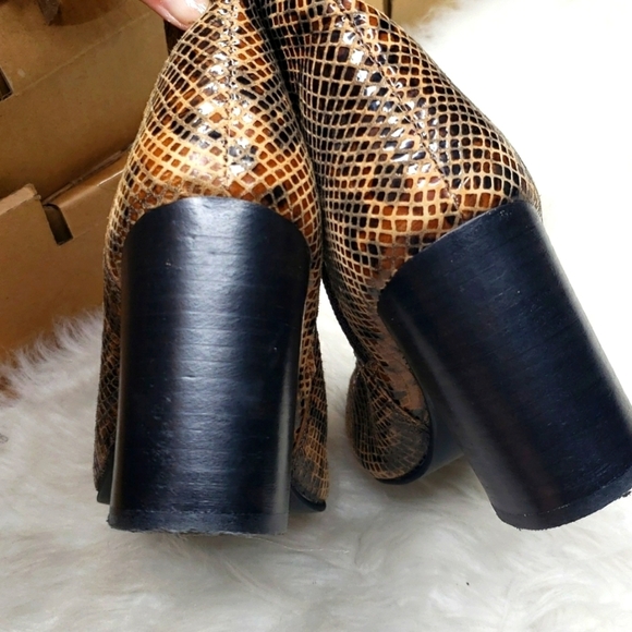 ASOS DESIGN Rescue Leather Block Heel Boots In Snake  5 - Picture 13 of 14